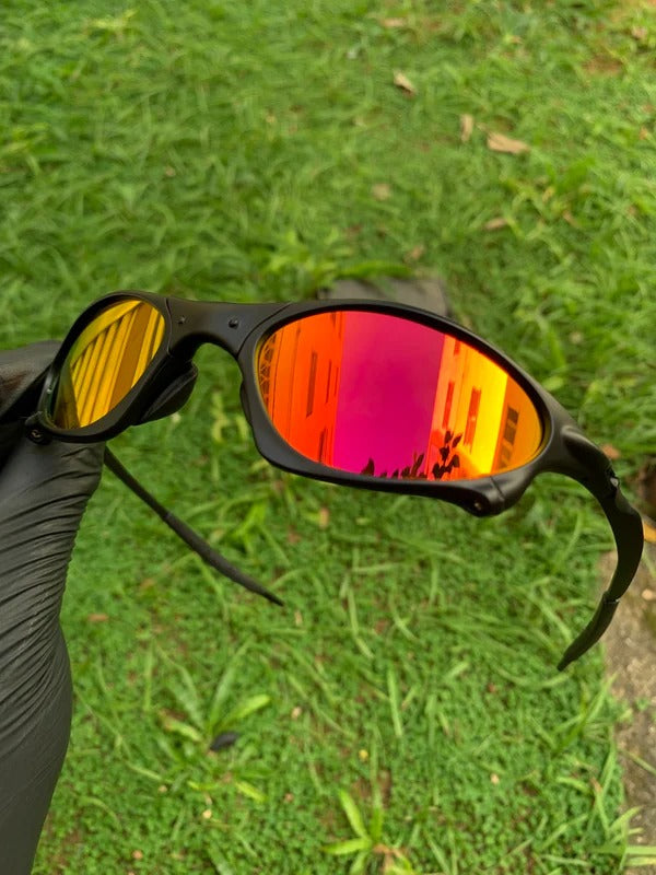 Penny Carbon Ruby