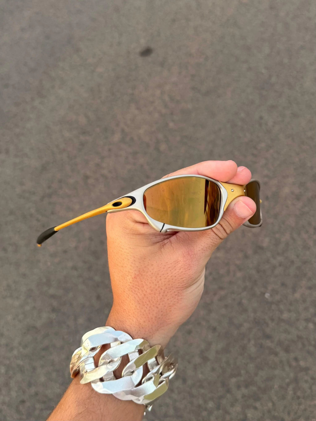 Juliet 24k Lentes Gold Café