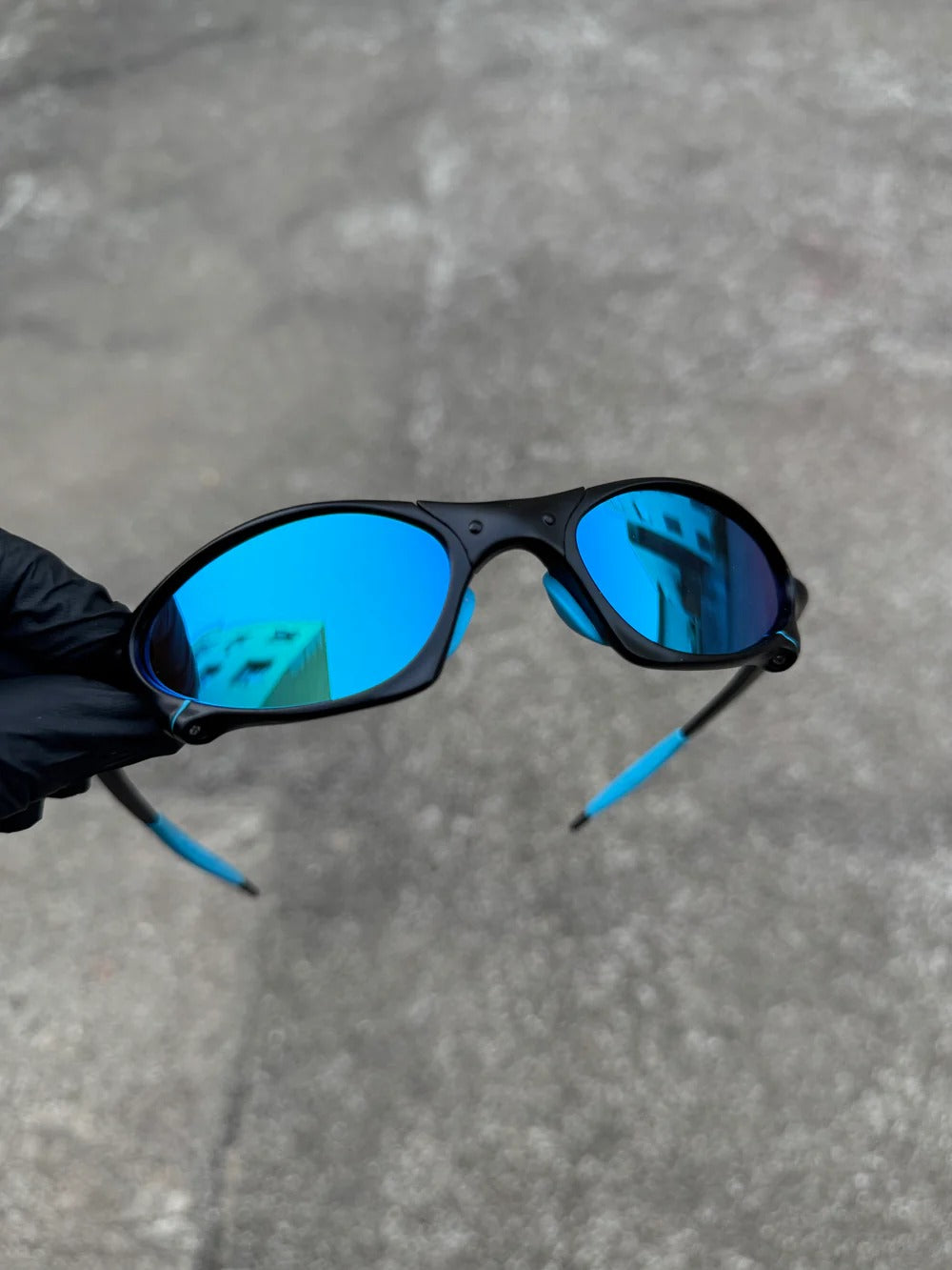 Penny Carbon Ice Thug